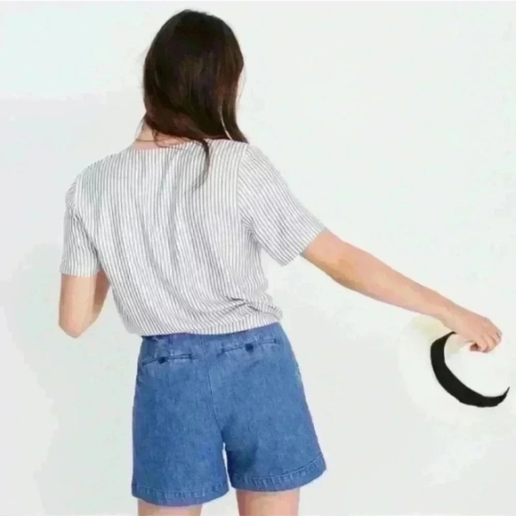 Madewell Black and White Striped Tie-Front Tee - Picture 8 of 10